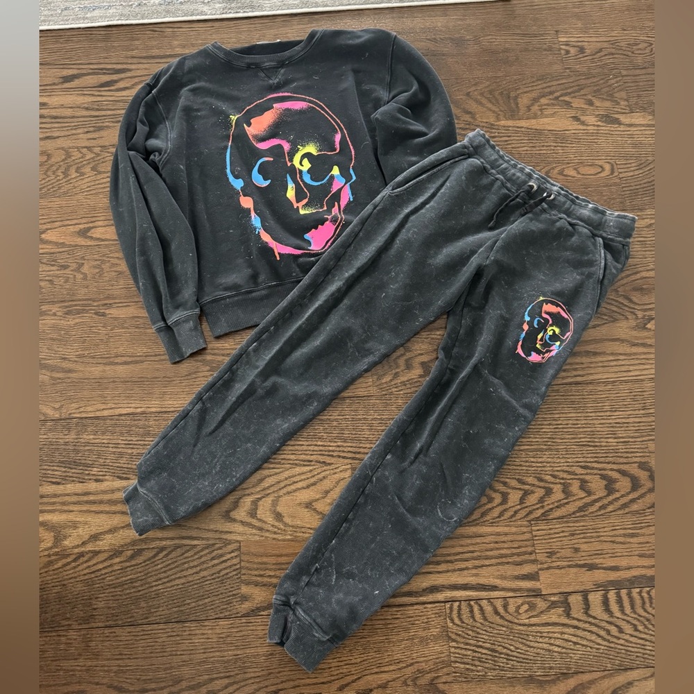 CHRLDR sweatsuit